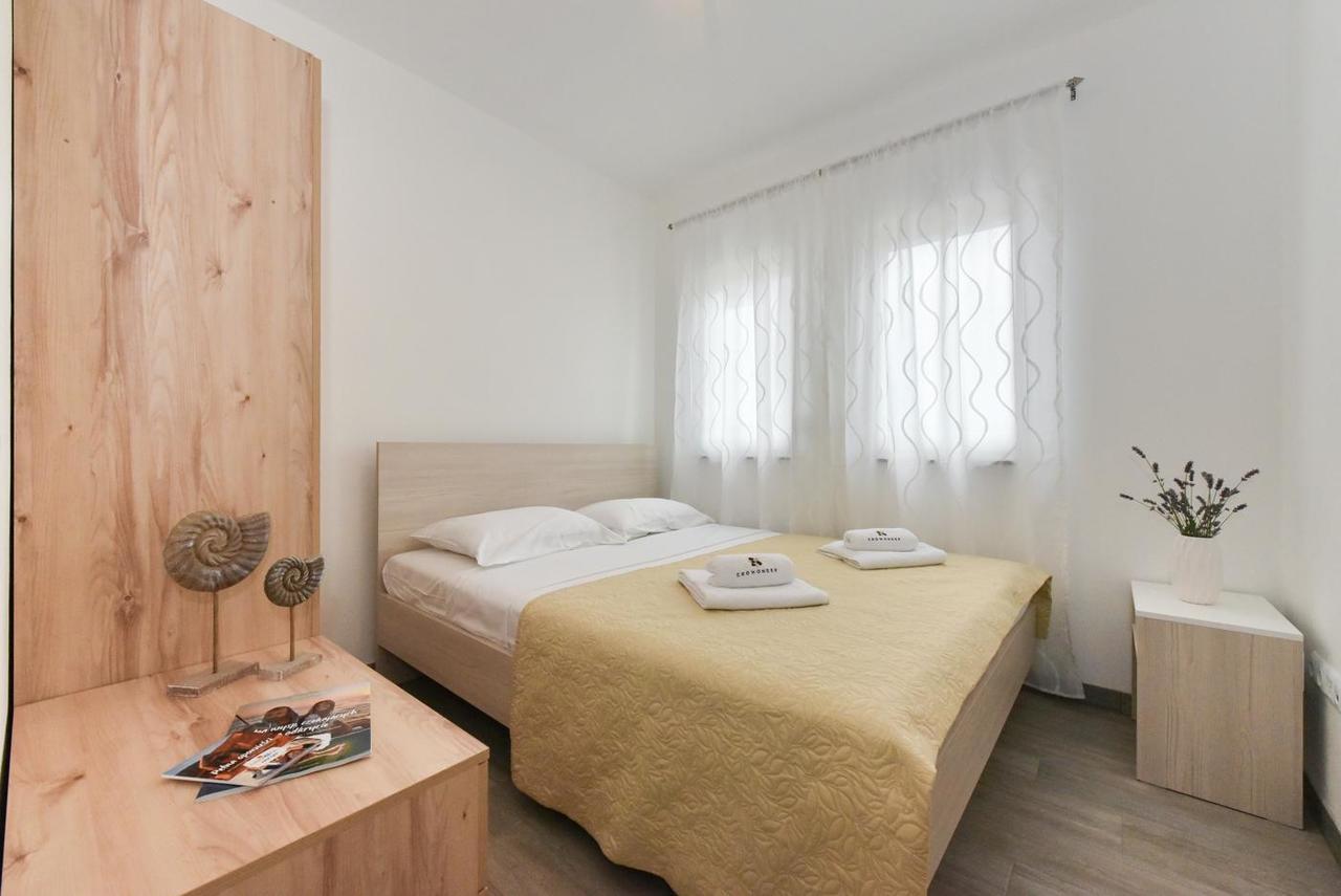Crowonder Luxury Vir- 6 New Apartments For Families With Playground For Kids Exterior foto